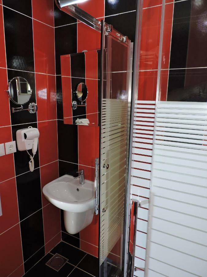 וואדי מוסא Valentine Inn Luxury מראה חיצוני תמונה